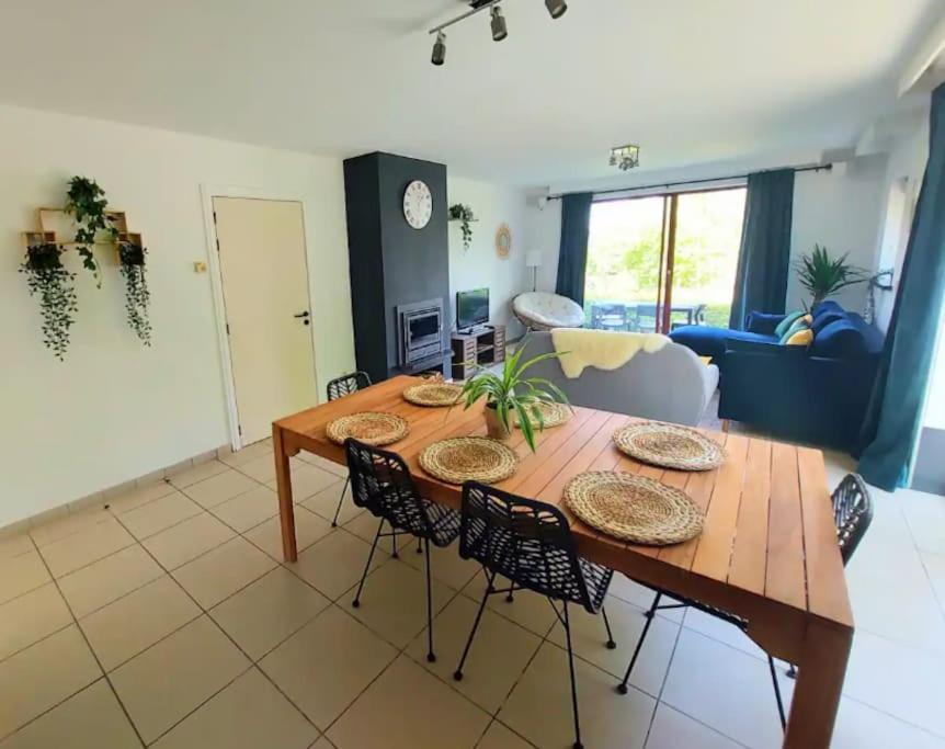 Appartement Durbuy Avec Piscine Et Activites Exterior foto