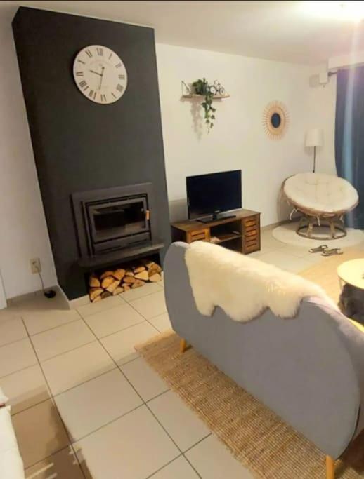 Appartement Durbuy Avec Piscine Et Activites Exterior foto